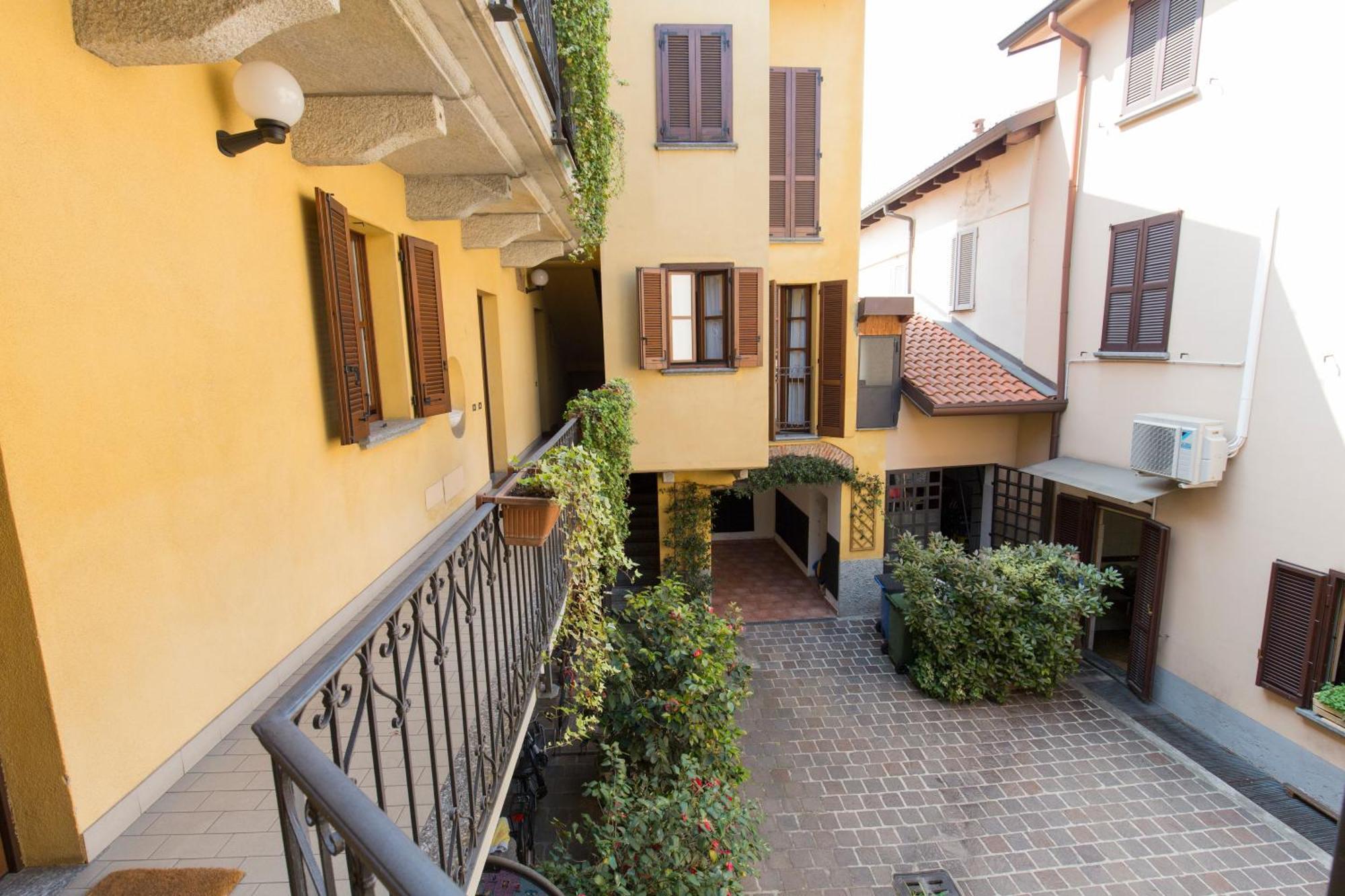 Antica Trattoria Dell'Uva Hotel Monza Eksteriør billede
